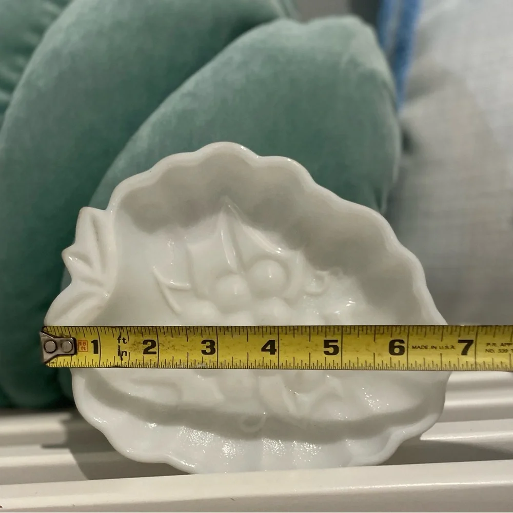 White Glass Dish Indiana Vintage‎ Milk Glass Colony Harvest Grapes Set Of 3 MCM